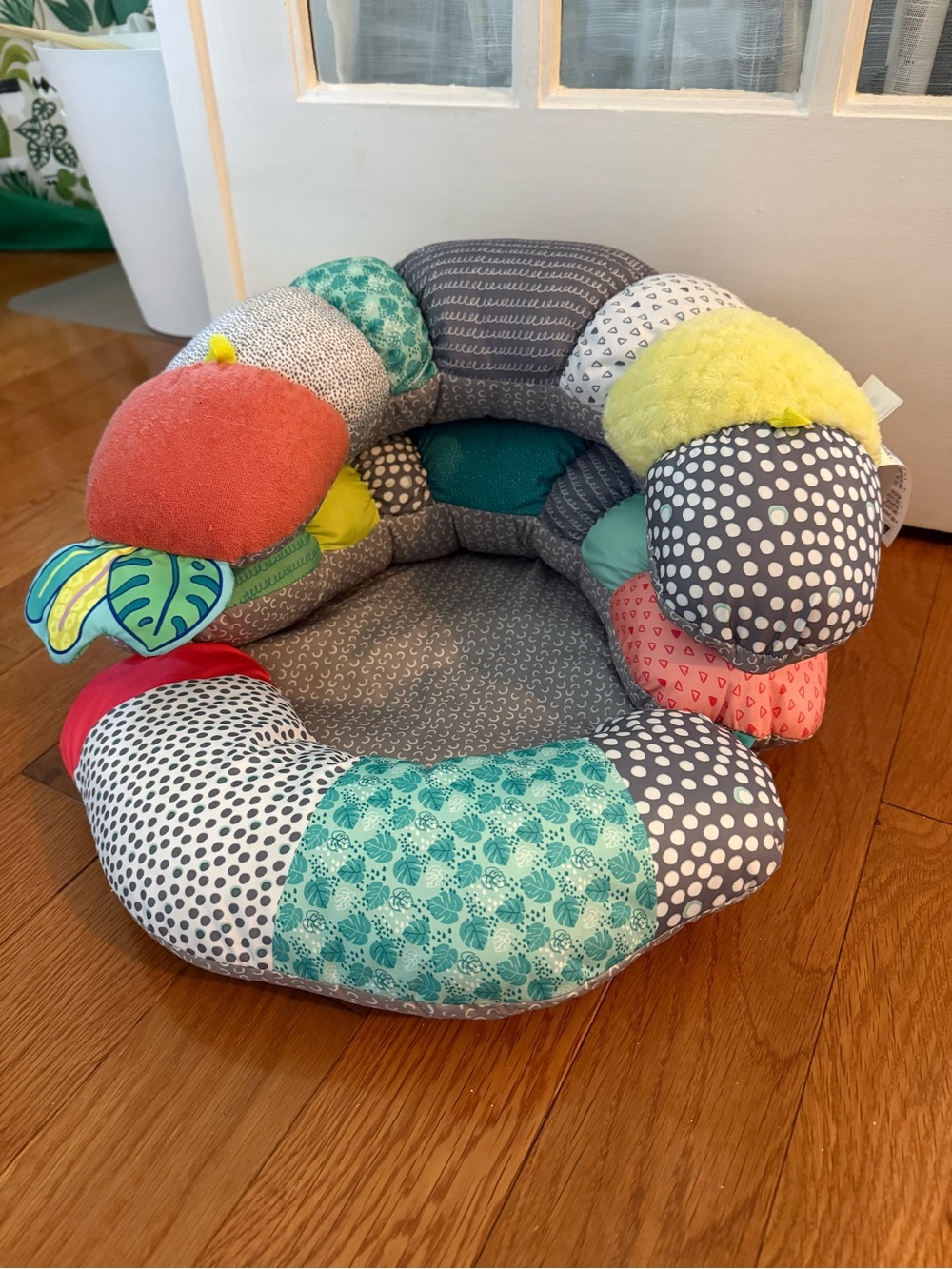 Infantino Prop-a-pillar Pillow